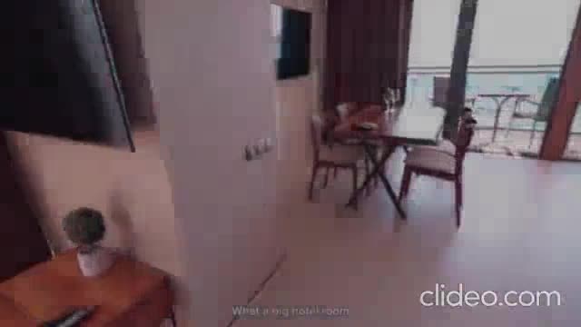 Saudara Tiri Memohon Agar Aku Menyembunyikan Pesta Rahasianya dari Orang Tua Kami - Diana Rider