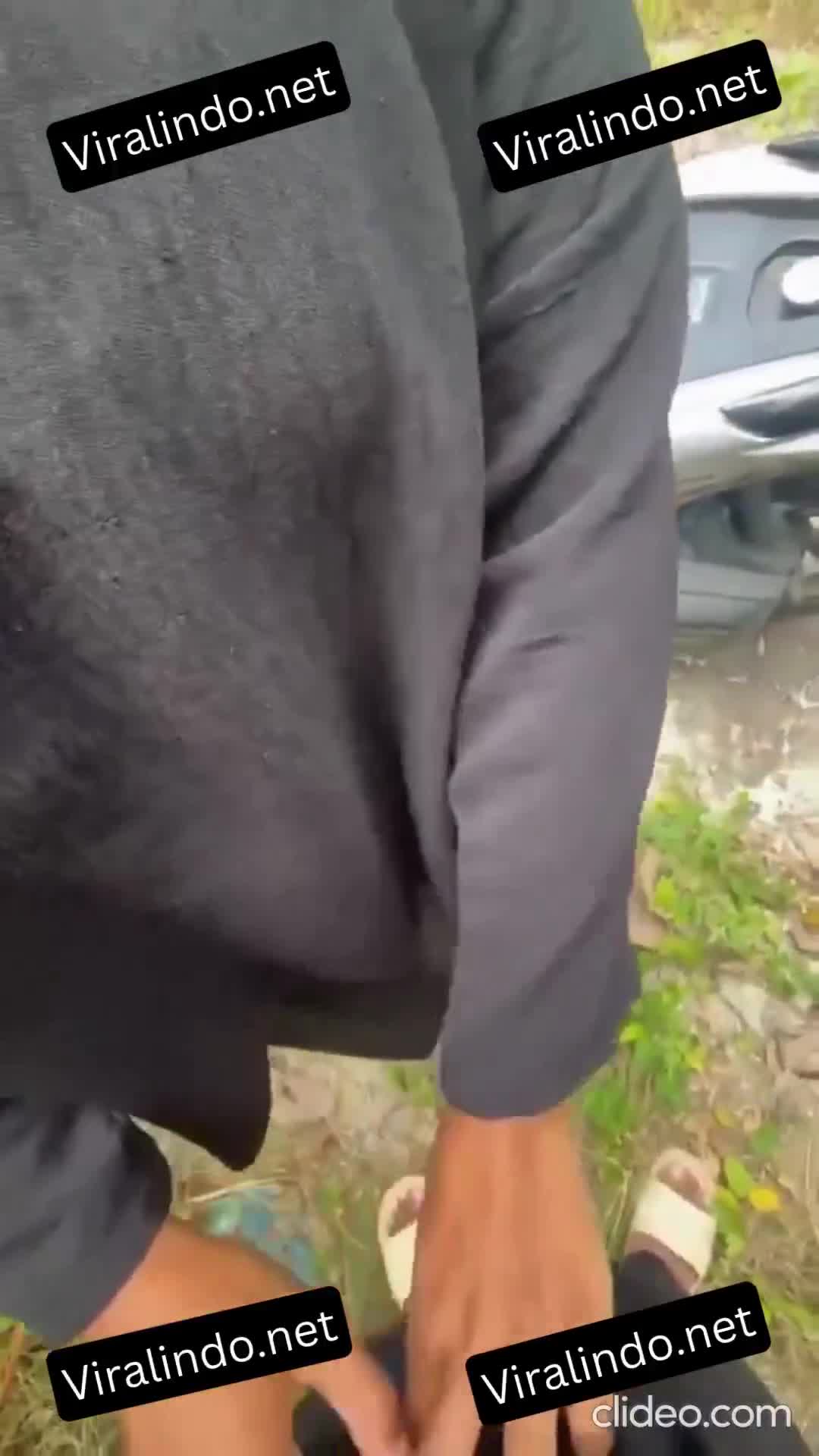 Ukhti Nakal Sepong Dipinggir Jalan Lanjut Ngewe Di Kostan